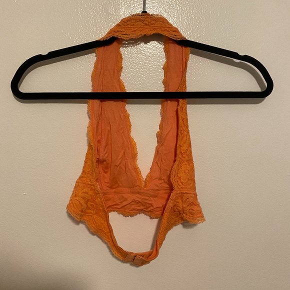 ๐ค 3/$30 Bras ๐ค Coral Halter Lace Bra - Picture 4 of 5